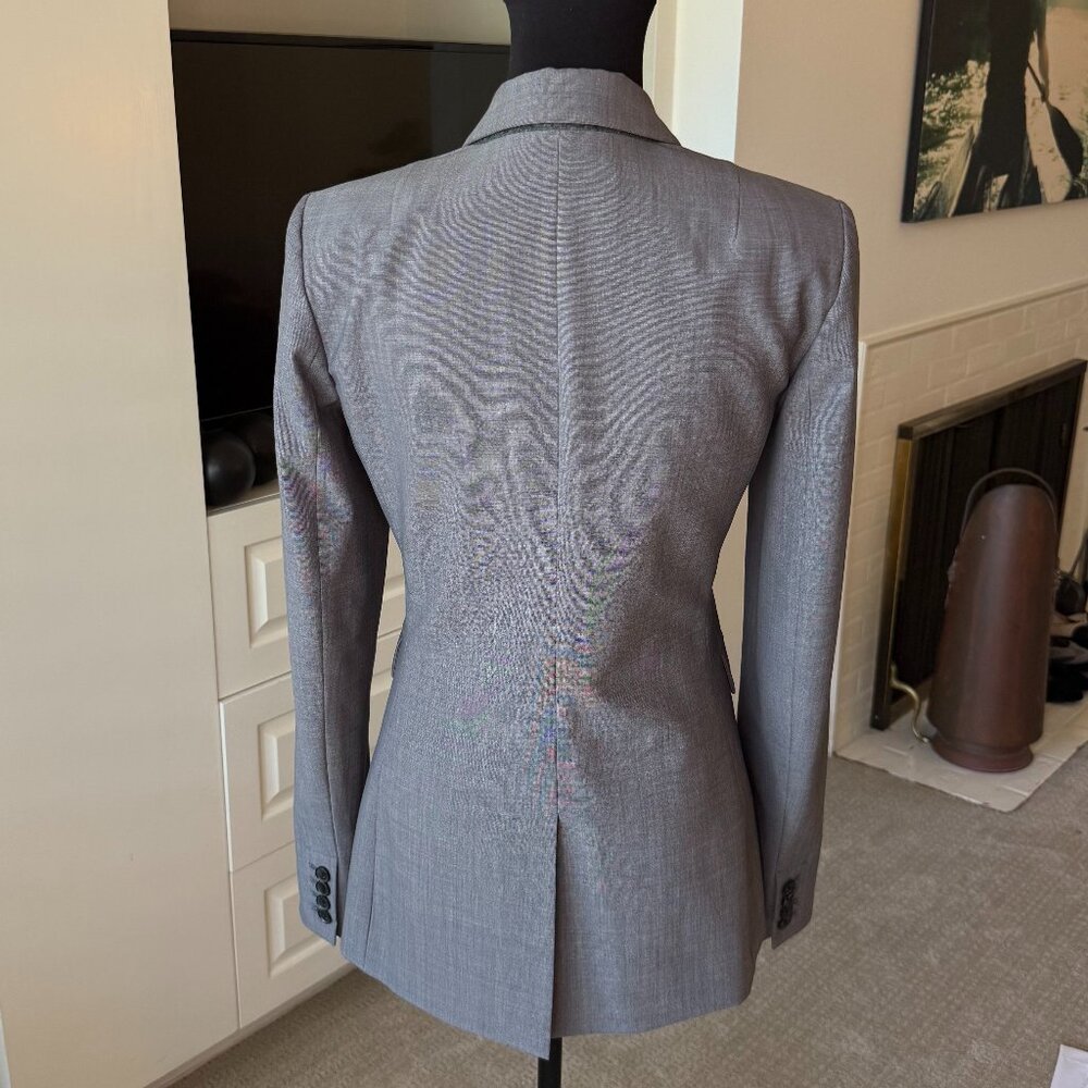 Banana Republic Gray Wool Blend Blazer Size 6 Tall | Tailored Career Jacket Mini - Picture 2 of 8